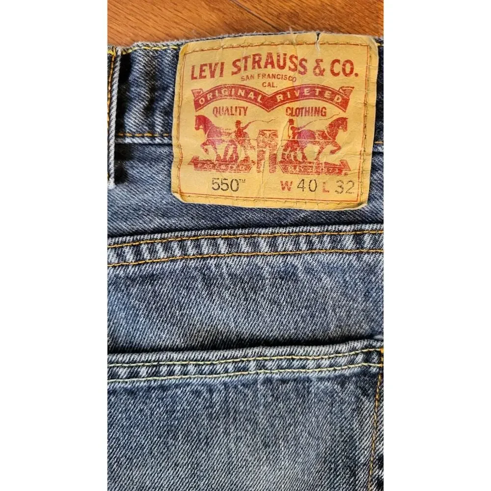 LEVI'S 550 RELAXED FIT Mens Jeans Denim (Actual 40W X 30L)